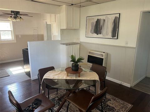 Single Family Residence in El Reno OK 610 N Choctaw Avenue.jpg