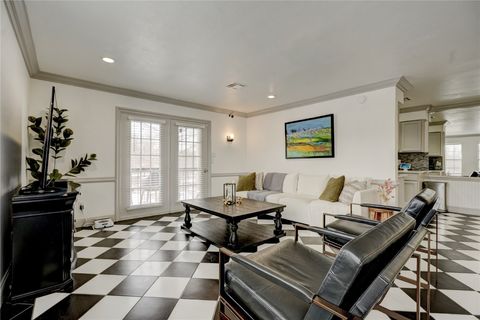Condominium in Oklahoma City OK 4400 Hemingway Drive #259.jpg