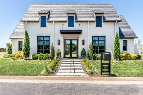 Single Family Residence in Oklahoma City OK 5816 Oliver Court.jpg