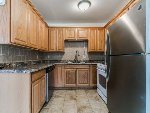 Office in Choctaw OK 11311 NE 23rd Street 31.jpg