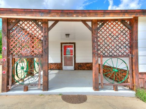 Office in Choctaw OK 11311 NE 23rd Street 2.jpg
