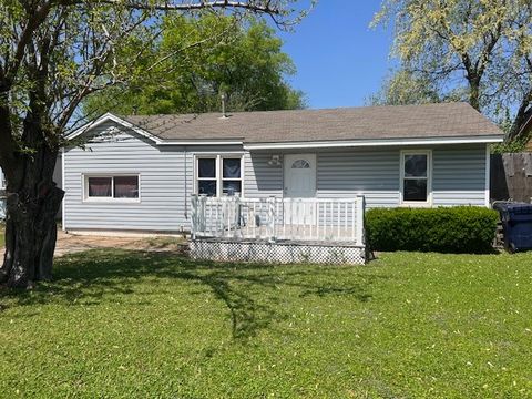 Single Family Residence in Oklahoma City OK 3741 SW 43rd Street.jpg