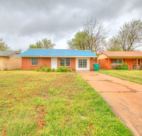 Single Family Residence in Oklahoma City OK 416 NW 81st Street.jpg