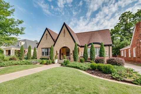 Single Family Residence in Oklahoma City OK 915 NW 40th Street 1.jpg