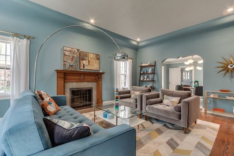 Single Family Residence in Oklahoma City OK 915 NW 40th Street 3.jpg
