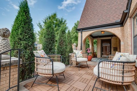 Single Family Residence in Oklahoma City OK 915 NW 40th Street 2.jpg