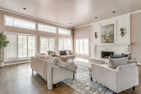 Single Family Residence in Oklahoma City OK 6304 Beaver Creek Road.jpg