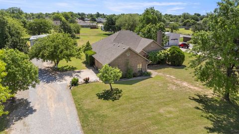 Single Family Residence in Oklahoma City OK 10900 S Broadway Avenue.jpg