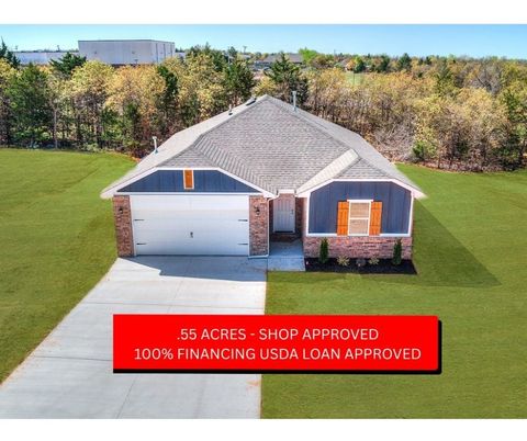 Single Family Residence in Guthrie OK 4809 Firewood Circle.jpg