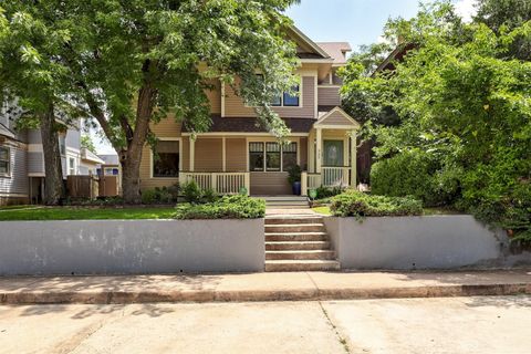 Single Family Residence in Oklahoma City OK 922 NW 19th Street.jpg
