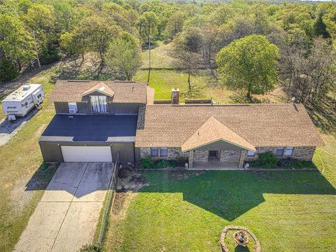 Single Family Residence in Oklahoma City OK 10100 S Indian Meridian Road.jpg