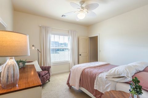 Single Family Residence in Tuttle OK 775 Magnolia Lane 25.jpg