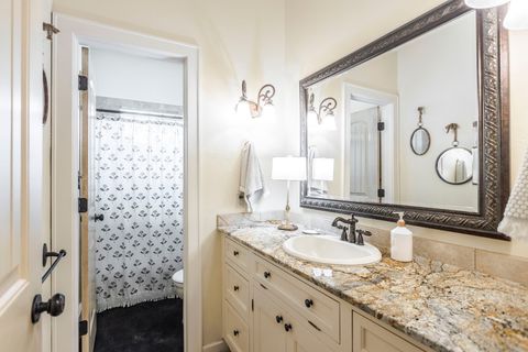 Single Family Residence in Tuttle OK 775 Magnolia Lane 27.jpg