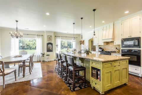 Single Family Residence in Tuttle OK 775 Magnolia Lane 5.jpg