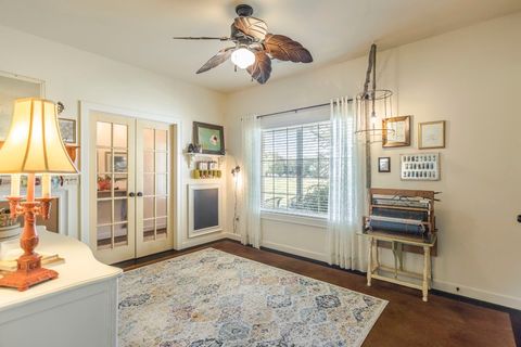 Single Family Residence in Tuttle OK 775 Magnolia Lane 16.jpg