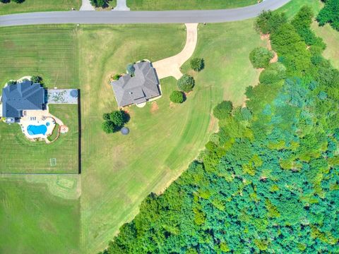 Single Family Residence in Tuttle OK 775 Magnolia Lane 42.jpg