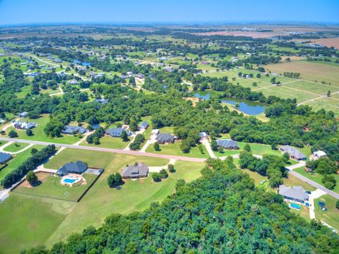 Single Family Residence in Tuttle OK 775 Magnolia Lane 43.jpg