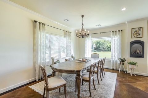 Single Family Residence in Tuttle OK 775 Magnolia Lane 10.jpg