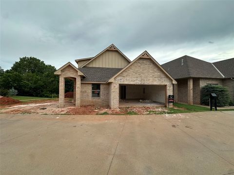 Single Family Residence in Oklahoma City OK 12440 Hidden Forest Boulevard.jpg