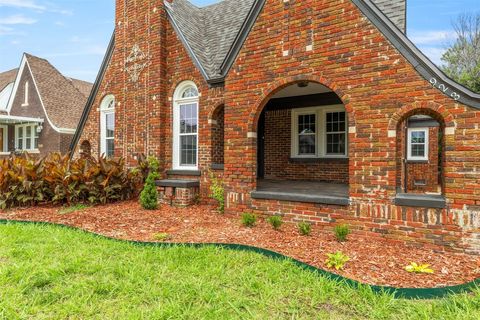 Single Family Residence in Oklahoma City OK 923 NE 19th Street.jpg