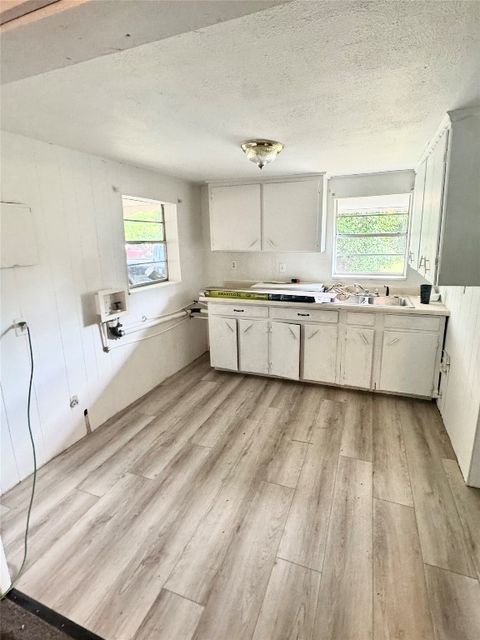 Single Family Residence in El Reno OK 1412 S Evans Avenue 11.jpg