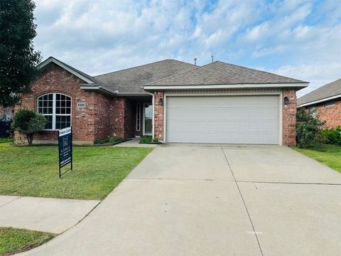 Single Family Residence in Oklahoma City OK 4520 SE 79th Street.jpg