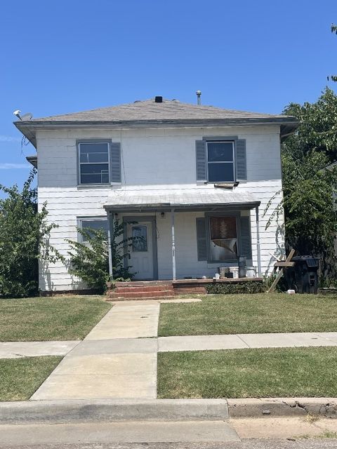 Single Family Residence in Oklahoma City OK 1419 NW 15th Street.jpg