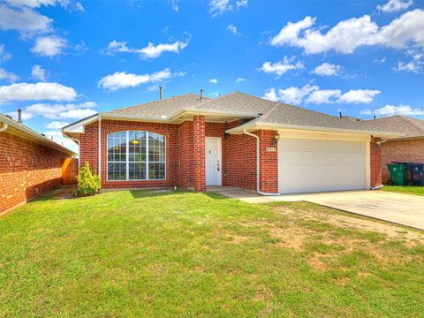 Single Family Residence in Oklahoma City OK 4917 SE 89th Terrace.jpg