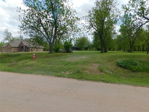 in Guthrie OK 00 W College Avenue.jpg