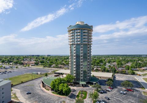 Condominium in Oklahoma City OK 5900 Mosteller Drive #133.jpg