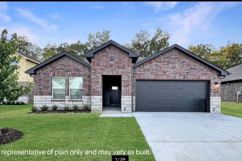 Single Family Residence in Oklahoma City OK 2912 Firefly Drive.jpg