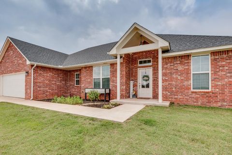 Single Family Residence in Guthrie OK 5450 Little Farms Road.jpg