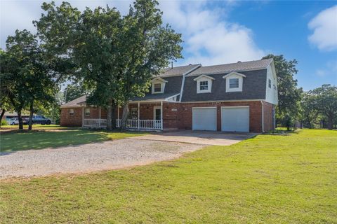 Single Family Residence in Choctaw OK 1317 Sue Lane.jpg