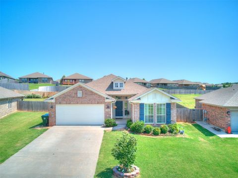 Single Family Residence in Choctaw OK 12484 Lakota Drive.jpg