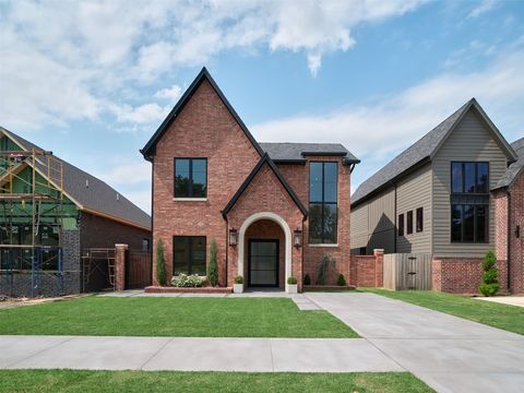 Single Family Residence in Oklahoma City OK 1129 NW 42nd Street.jpg