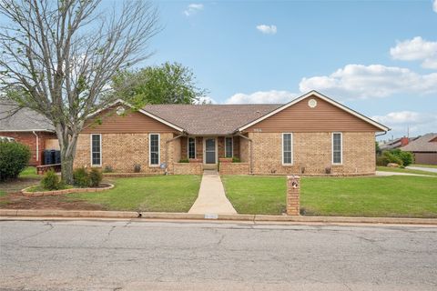 Single Family Residence in Oklahoma City OK 9916 S Youngs Lane.jpg