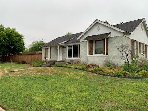 Single Family Residence in Oklahoma City OK 4717 N Steanson Drive.jpg