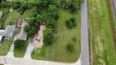 Unimproved Land in Moore OK 200 NE 2nd Street.jpg