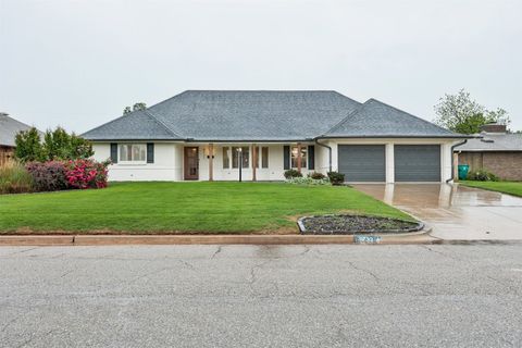 Single Family Residence in Oklahoma City OK 3732 NW 69th Terrace.jpg