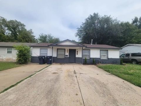 Single Family Residence in Oklahoma City OK 3325 NE 12th Street.jpg