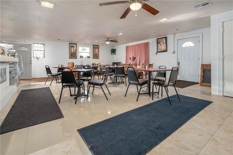 Retail in Oklahoma City OK 8604 N Sooner Road.jpg