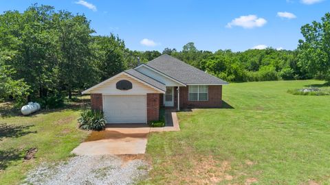 Single Family Residence in Blanchard OK 677 S Morgan Avenue.jpg