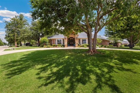 Single Family Residence in Oklahoma City OK 8700 N Waverly Avenue.jpg