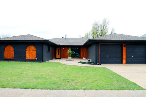Single Family Residence in Oklahoma City OK 232 S Ranchwood Manor Drive.jpg