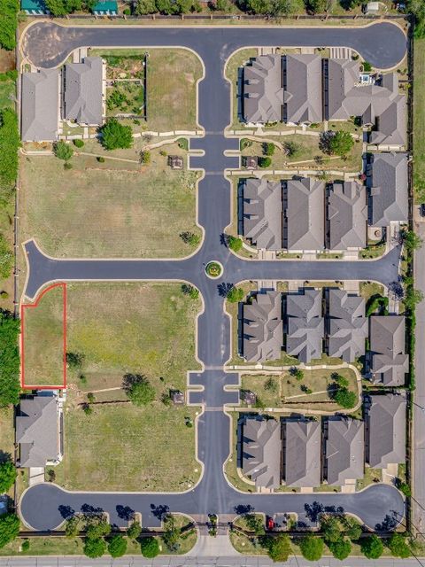 Unimproved Land in Midwest City OK 9220 Joan Drive.jpg
