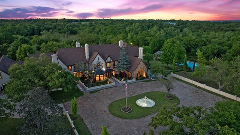 Single Family Residence in Oklahoma City OK 2203 E Wilshire Boulevard.jpg