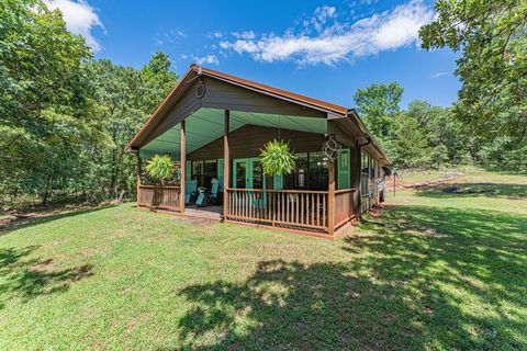 Single Family Residence in Luther OK 22797 N Henney Road.jpg