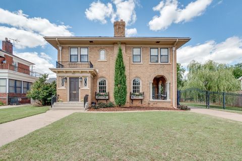 Single Family Residence in Oklahoma City OK 707 NE 18th Street.jpg