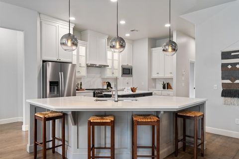 Single Family Residence in Edmond OK 4200 Carmina Drive.jpg