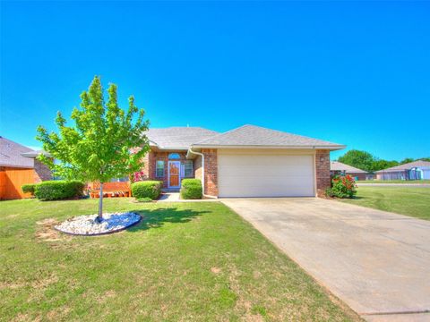 Single Family Residence in Del City OK 5104 SE 46th Street.jpg